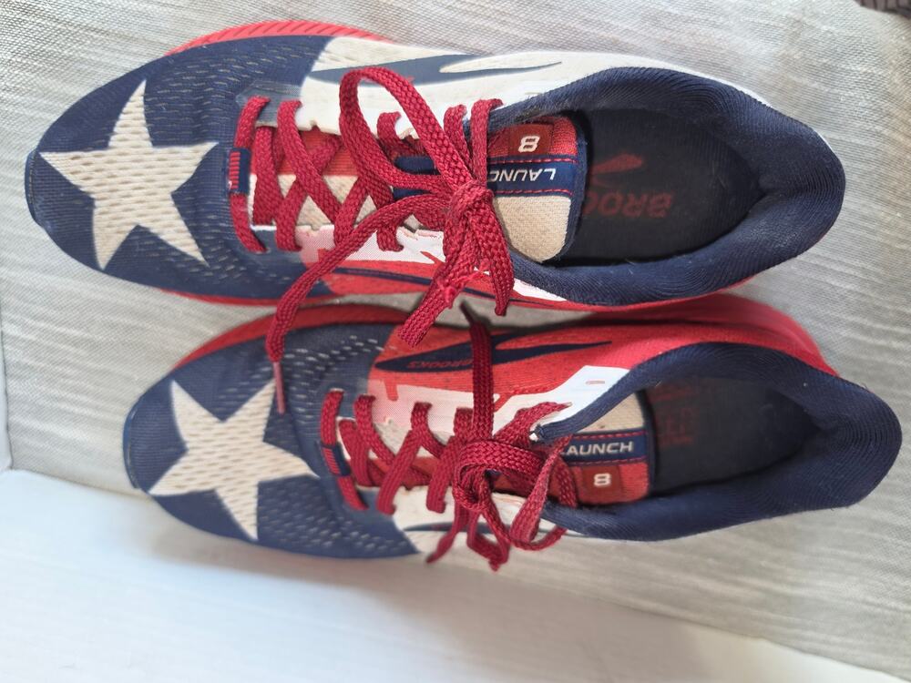 Brooks Launch 8 "Run Texas" Pack Running Shoes  Lone Star Flag Red White Blue